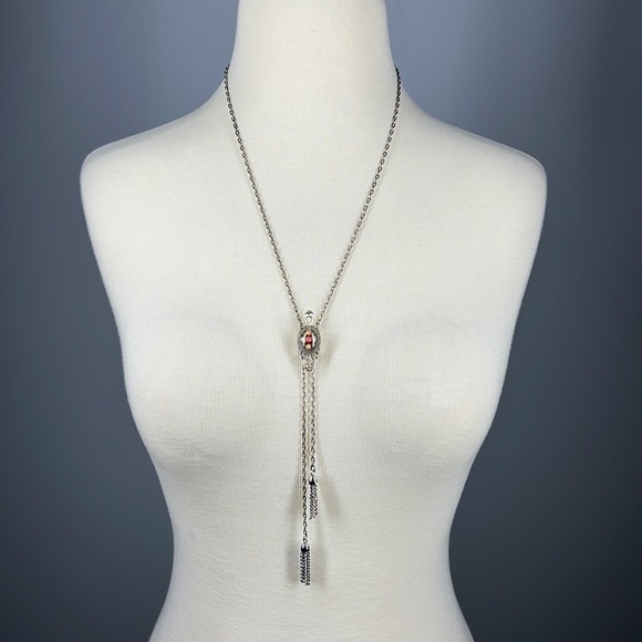 Vintage Lariat Necklace with Dried Flowers and Tassels - Picture 6 of 8